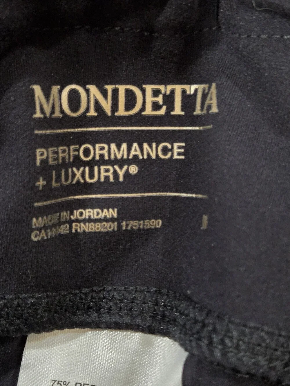 Mondetta Black Mid-Rise Bike Shorts with Side Pockets 3pr